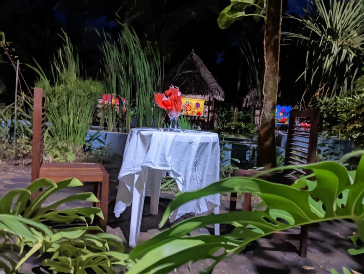 L Hippocampe Hotel Maroantsetra Bagian luar foto
